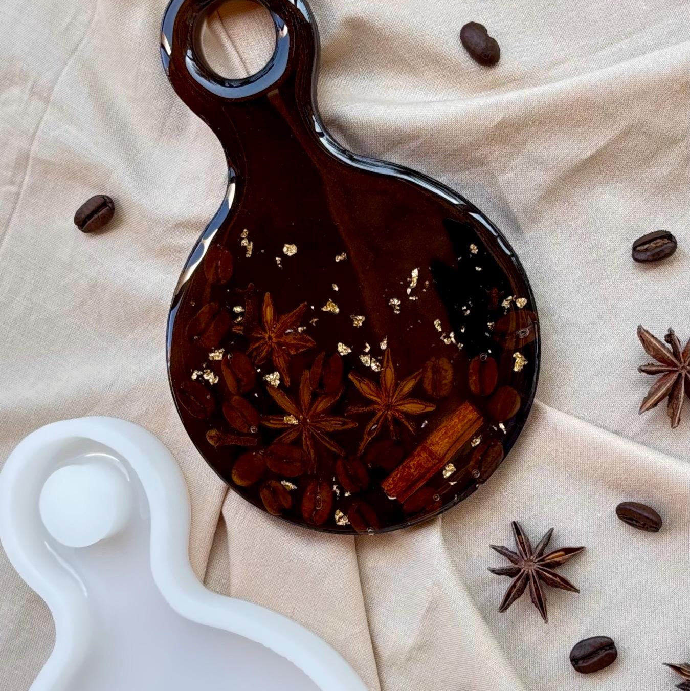 Silicone Mold for Resin / Decorative Cutting Board Shape / DIY Floral Tray Mold / Epoxy Resin Mold for Coaster or Mini Board